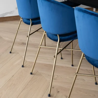 Divslāņu franču skujiņas parkets CH610RIBLL070BB